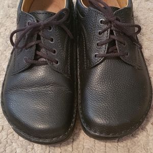 Black oxford lace up footprints birkenstock
